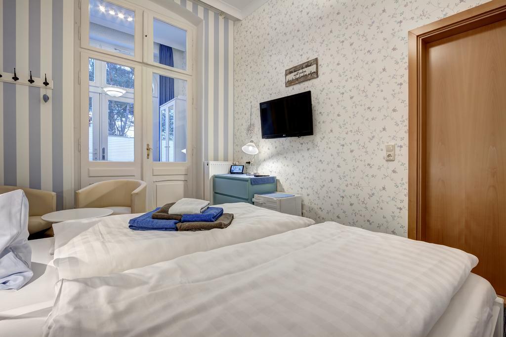 Hotel Villa Seeschloesschen Херингсдорф Екстериор снимка